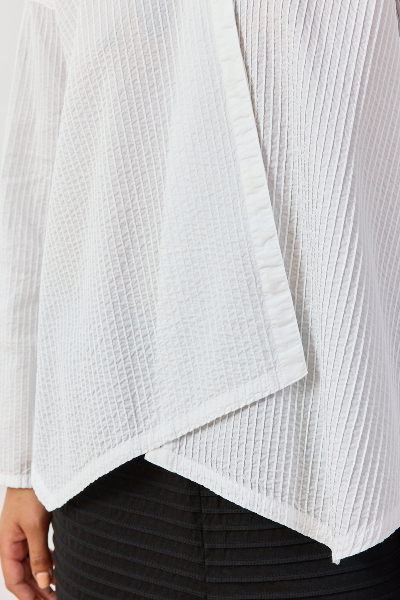 ASYMMETRIC SHIRT