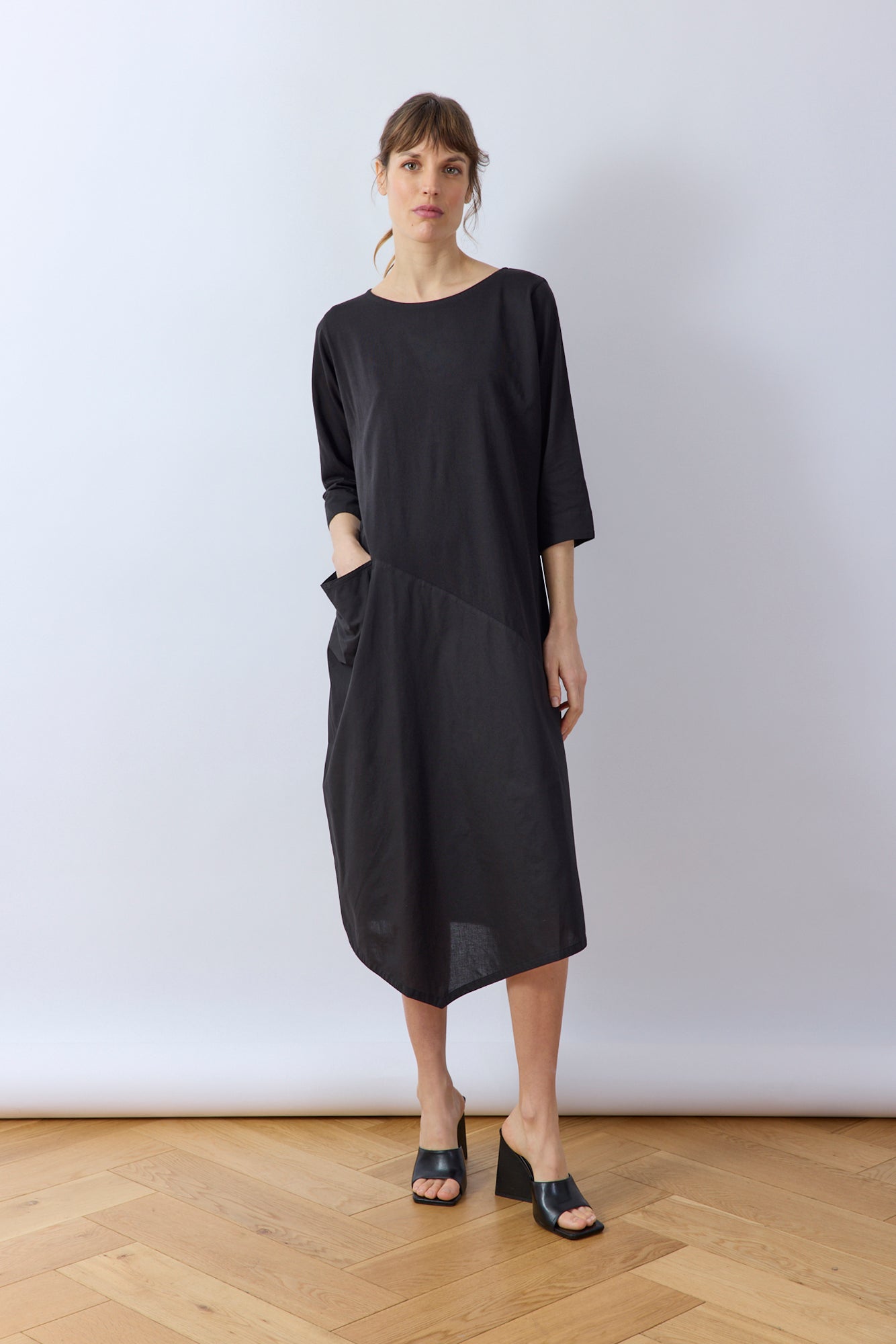 Yaccomaricard Pocket Dress in Black – Japanese designer asymmetric cotton jersey dress.