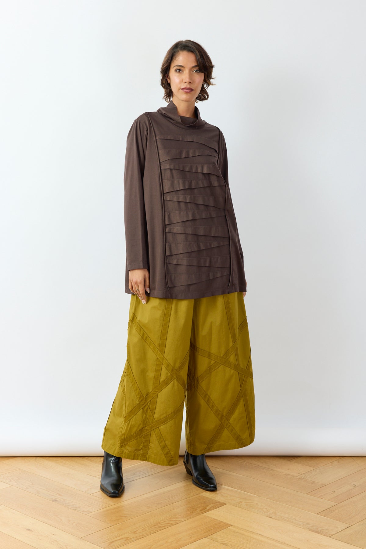 Soka Funnel-neck Top