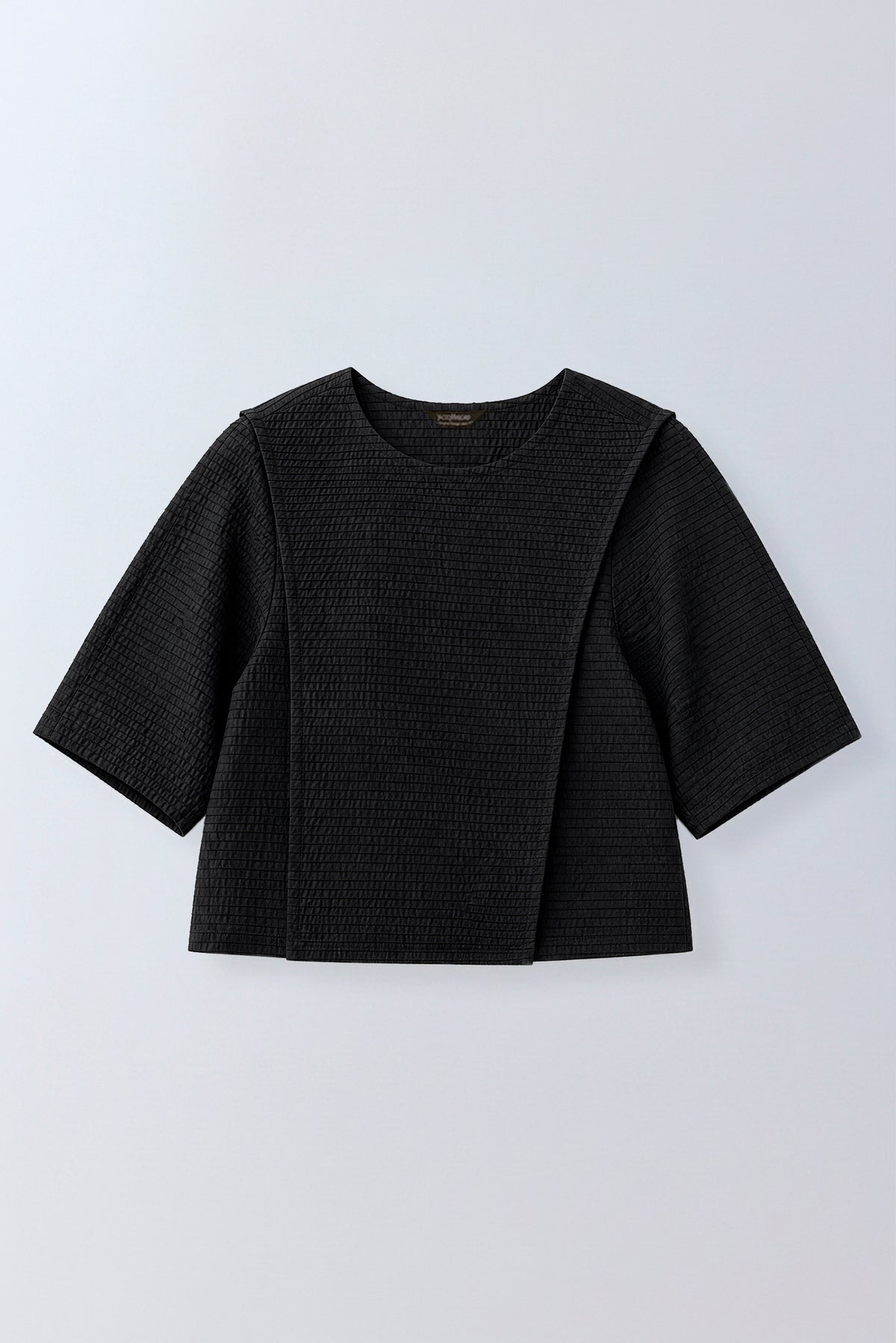 Takku Top