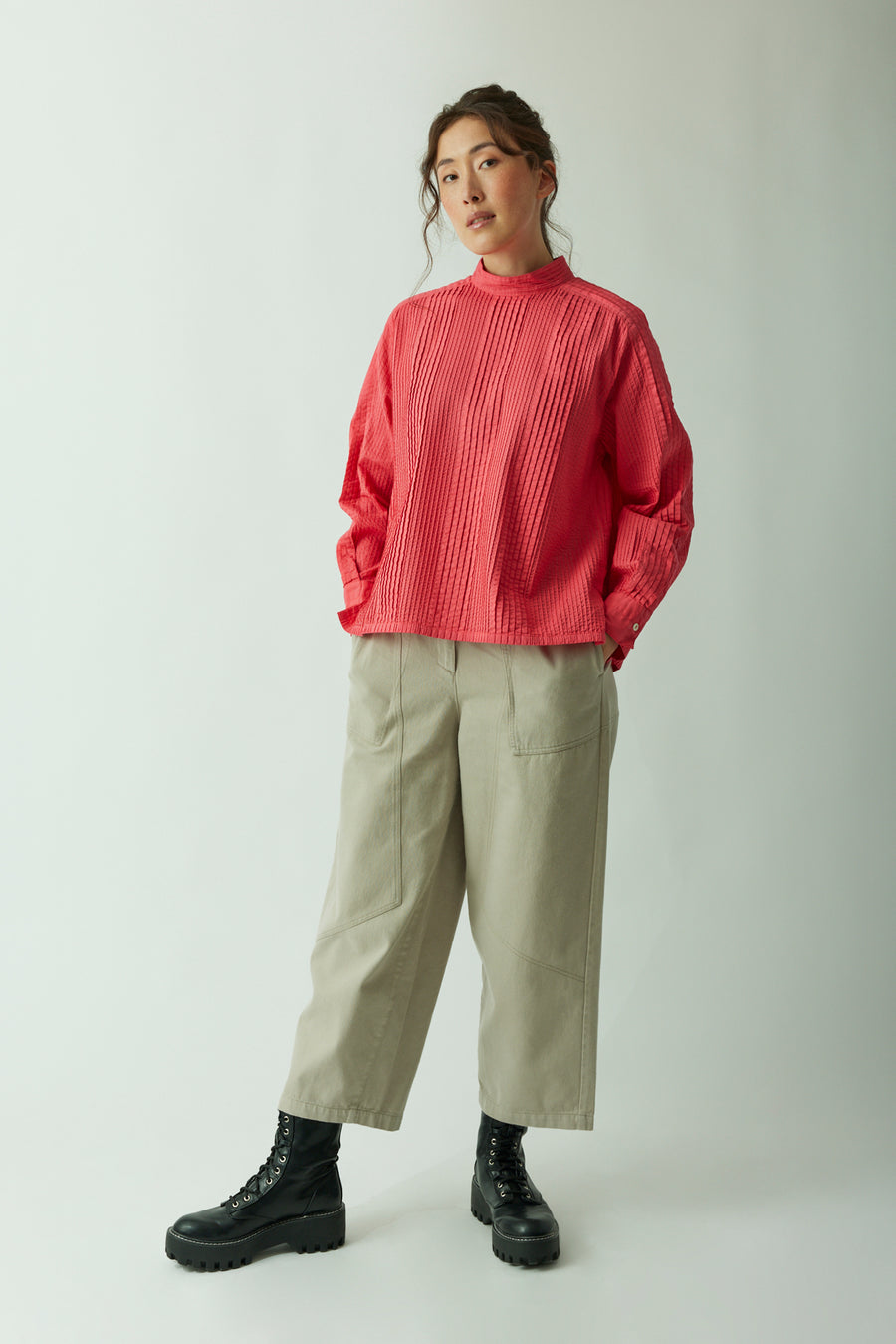HIGH NECK PINTUCK SHIRT
