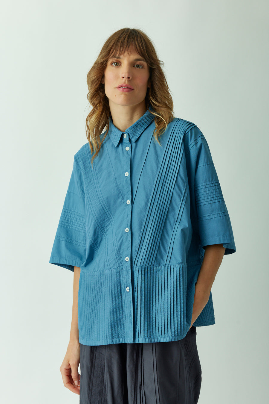 CHEVRON PLEAT SHIRT