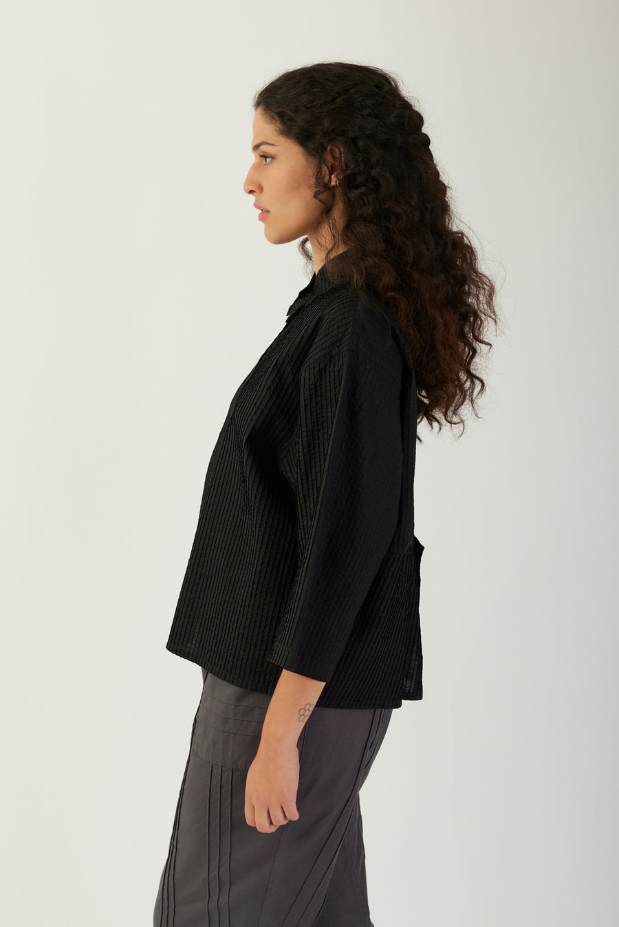 LAMINATED COLLAR SHIRT