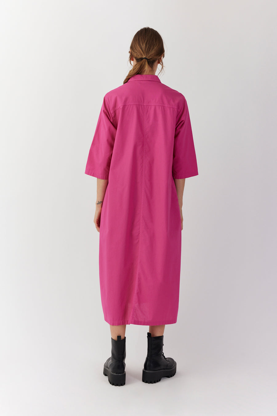 SHAPED COLLAR SHIRT DRESS