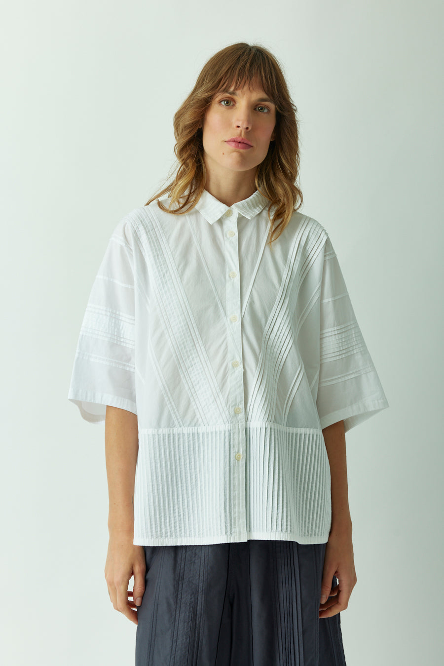 CHEVRON PLEAT SHIRT