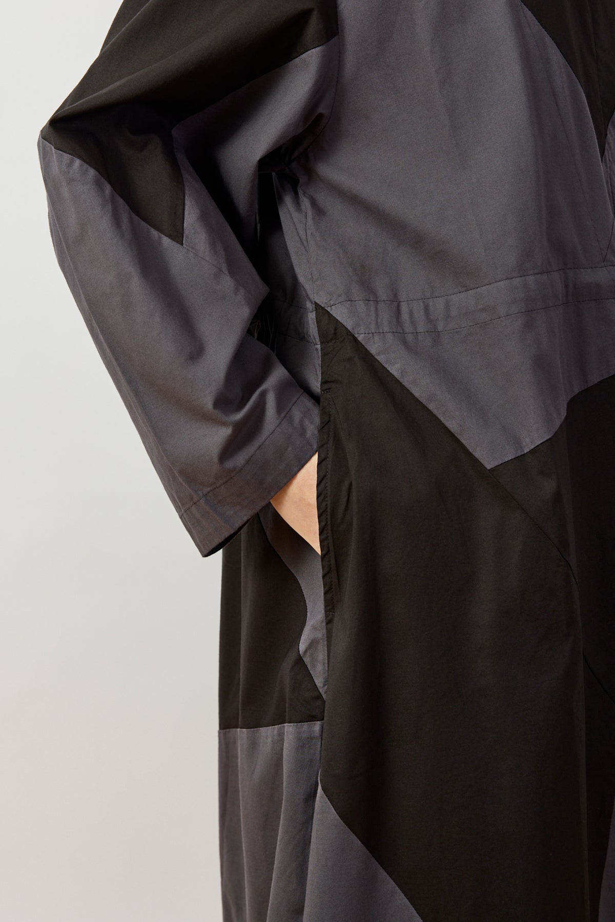 Doteki Coat