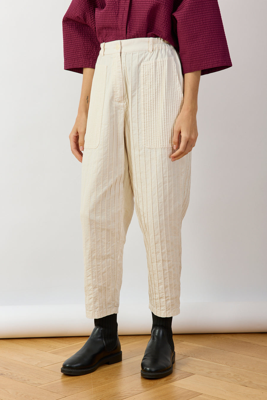 Muraito Pintuck Trouser