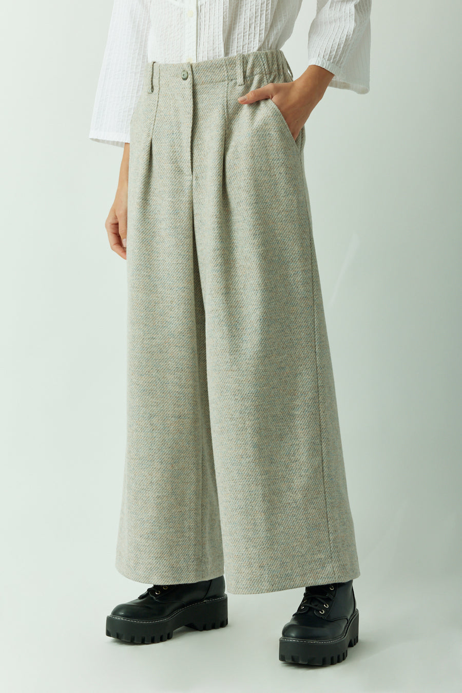 SUSTAINABLE TWEED TROUSERS