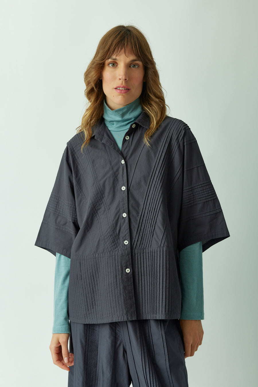 CHEVRON PLEAT SHIRT