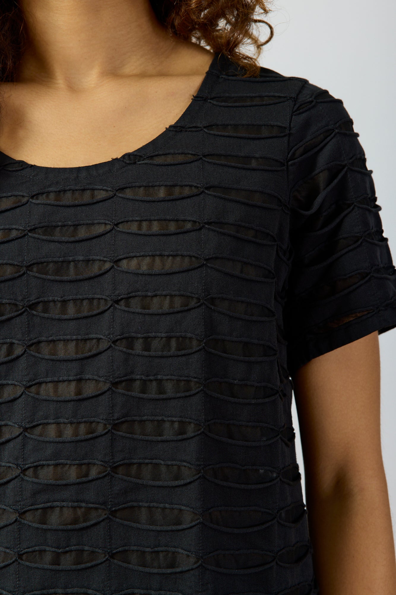 Kiri Tee