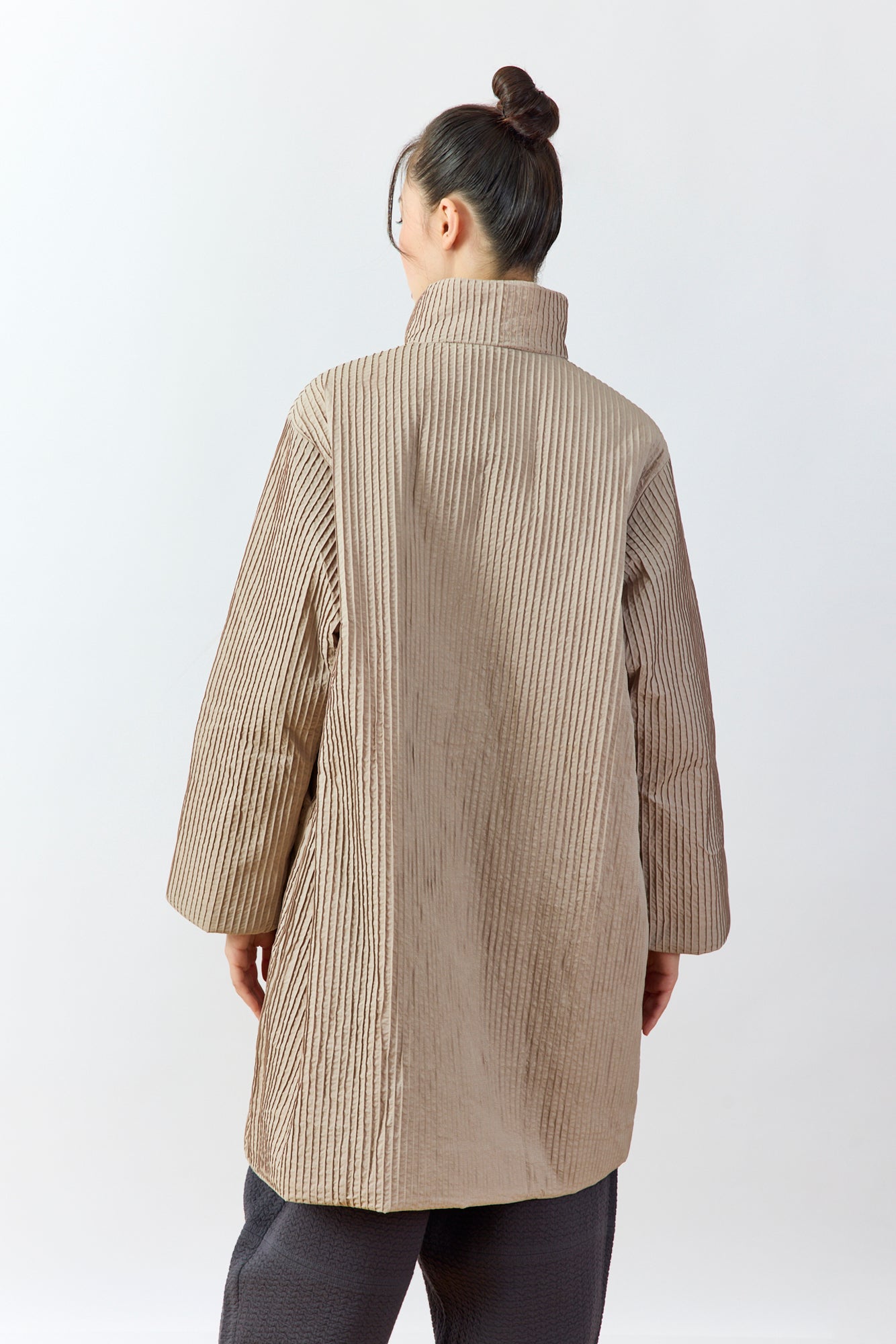 Kiruto Pintuck Coat