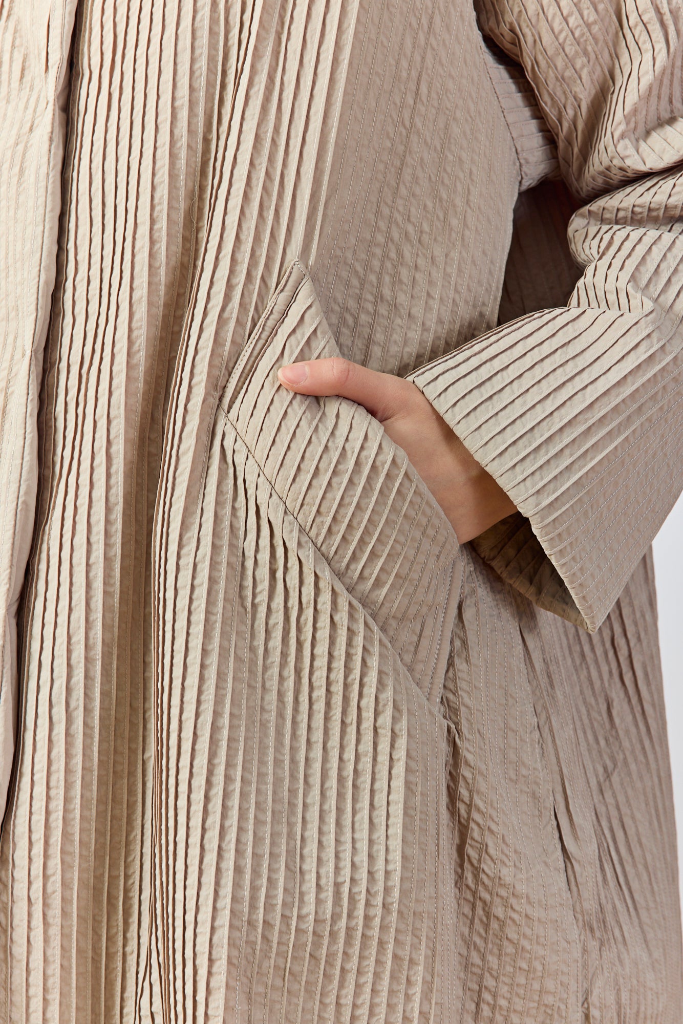 Kiruto Pintuck Coat