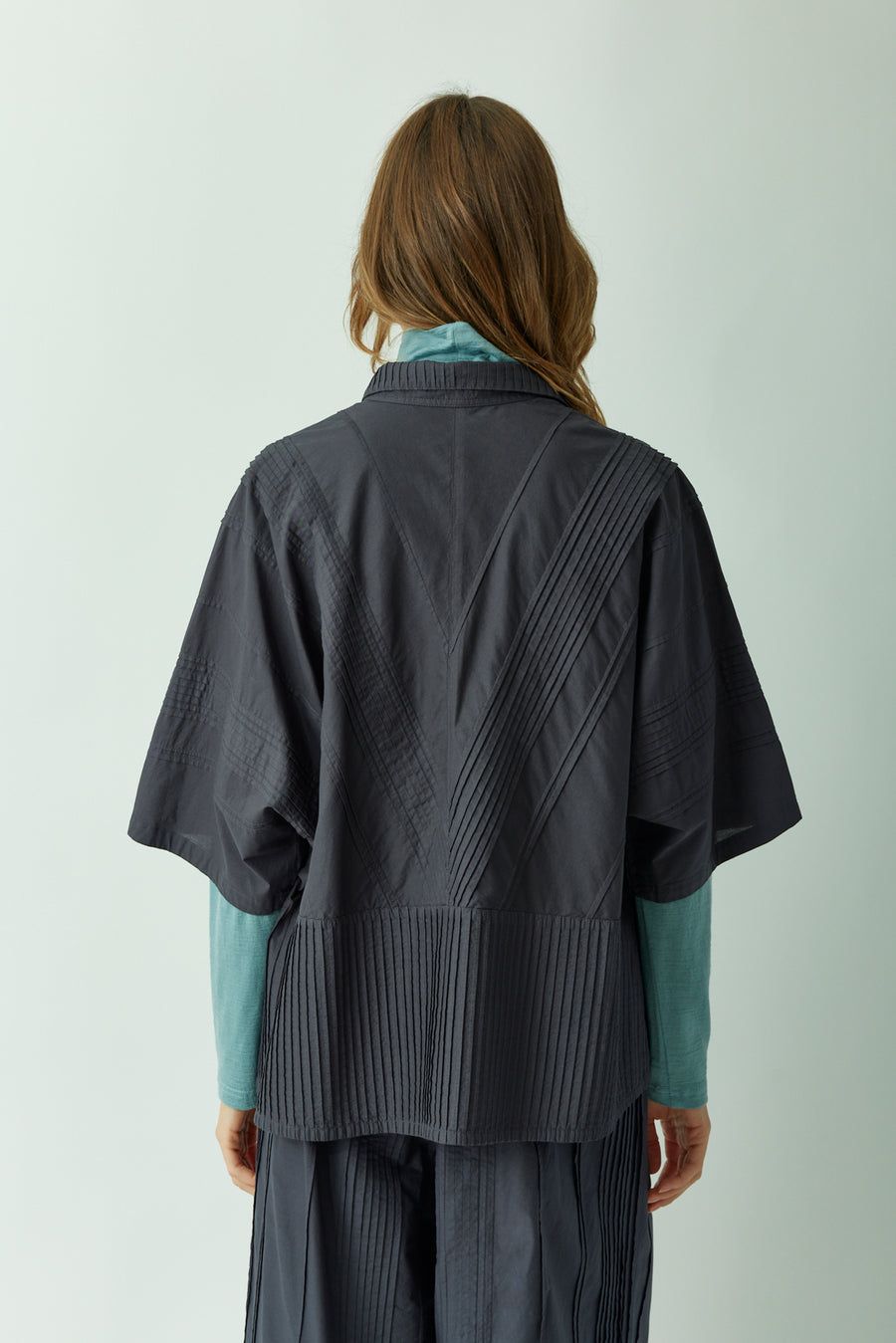 CHEVRON PLEAT SHIRT