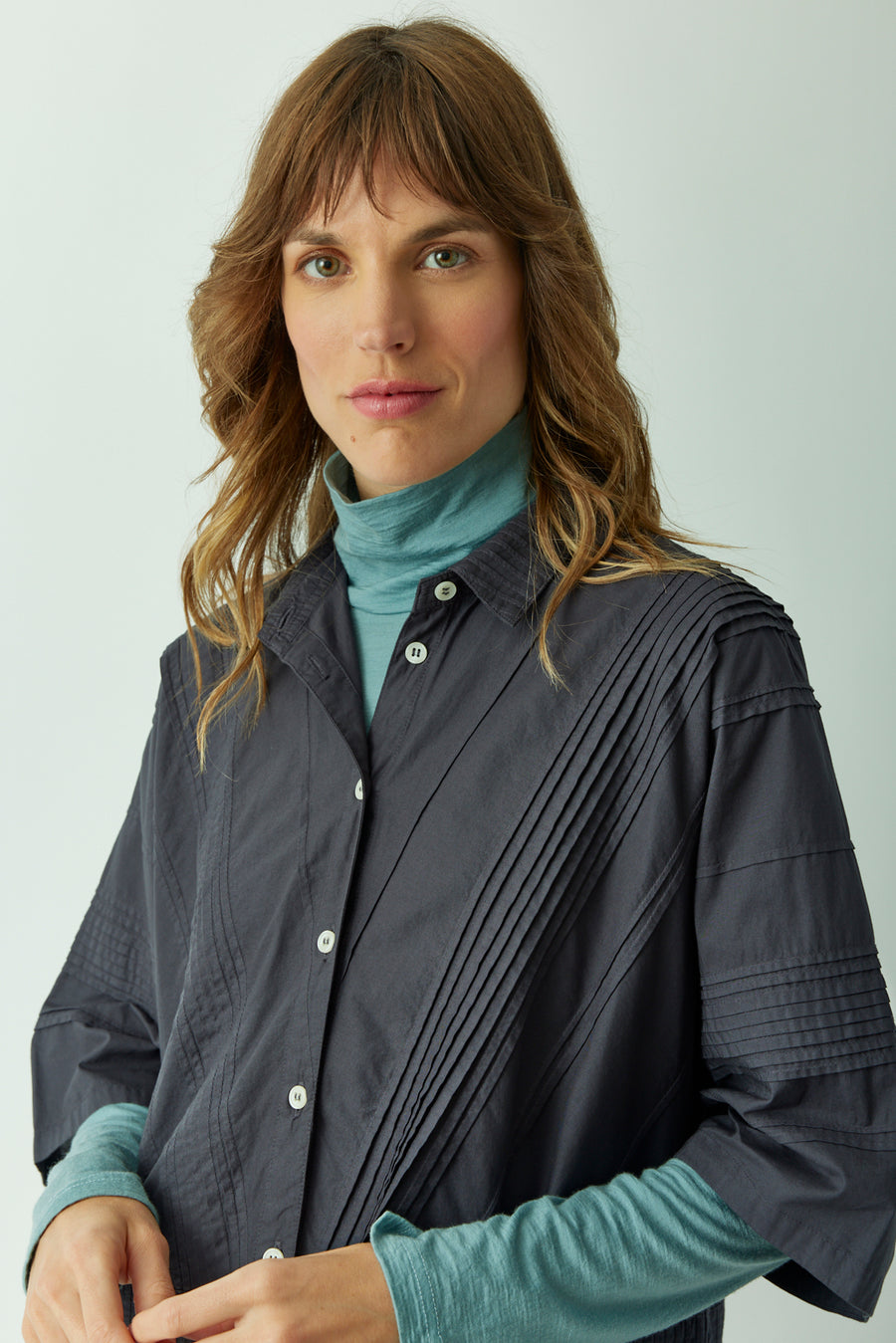 CHEVRON PLEAT SHIRT