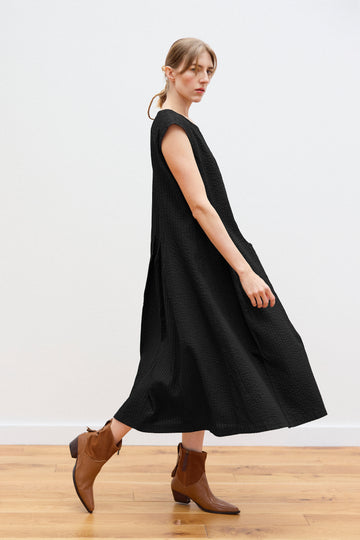 Dātsu Dress