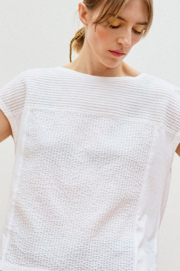 Hitsuyō Tee
