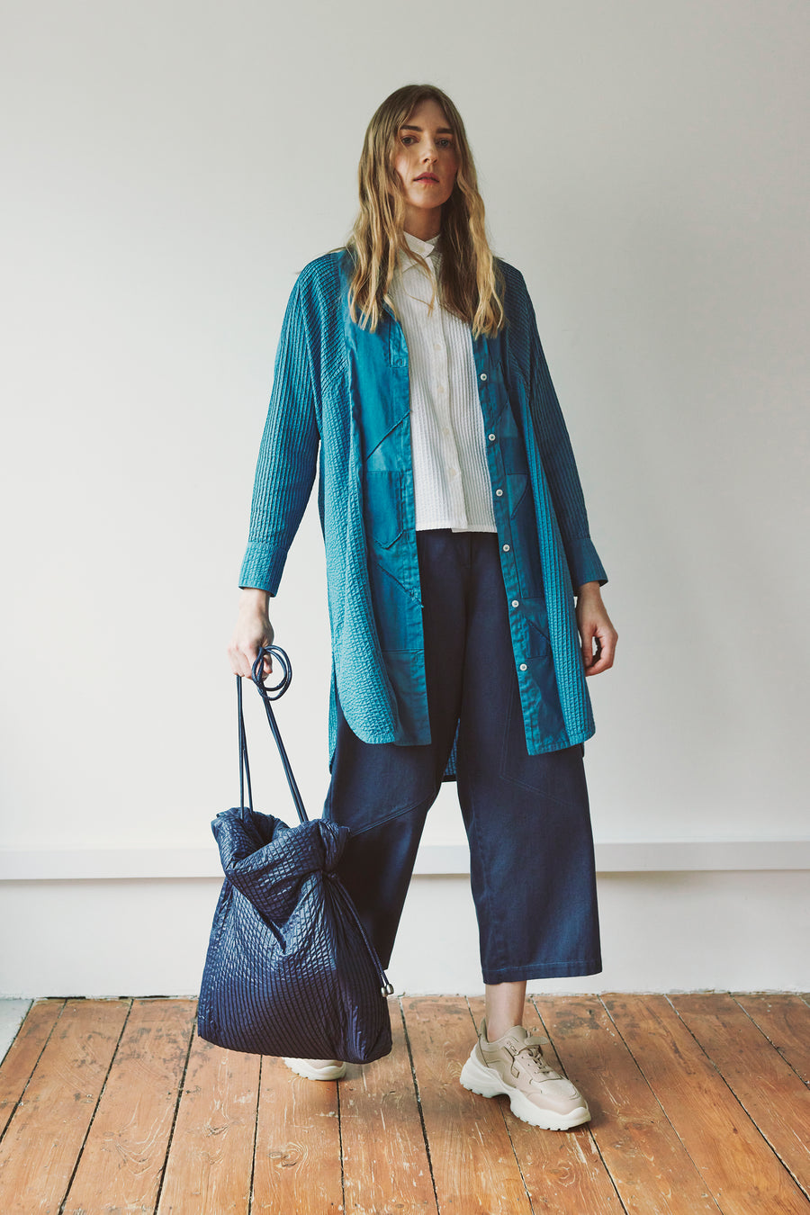 QUILTED NYLON SHOULDER BAG