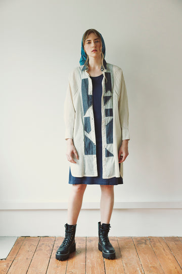 GEO APPLIQUE TUNIC SHIRT