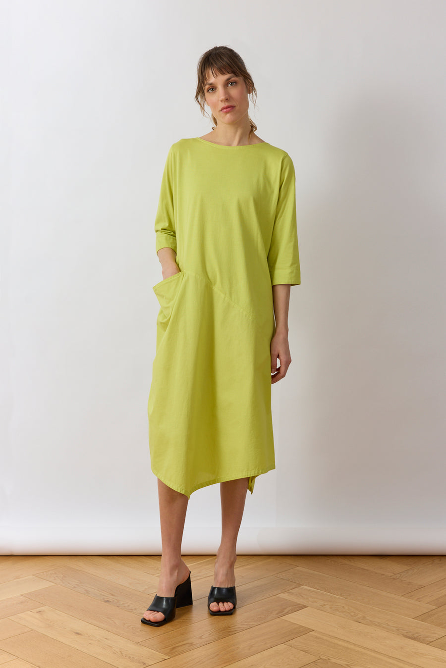 POCKET DRESS