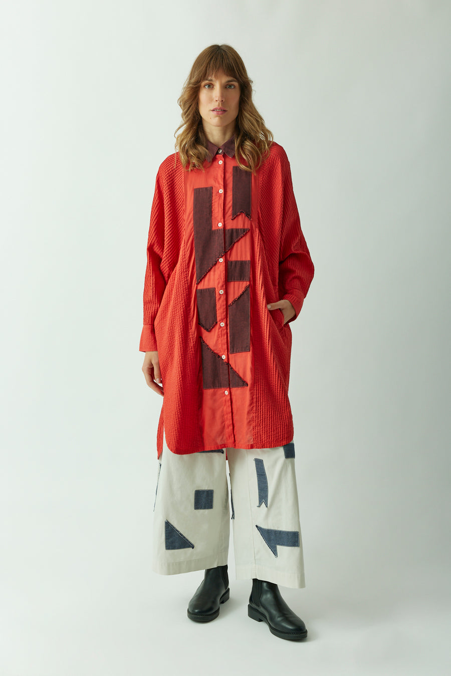 GEO APPLIQUE TUNIC SHIRT